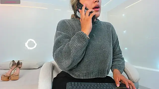 julietha taylor online show from 02/04/25, 02:28