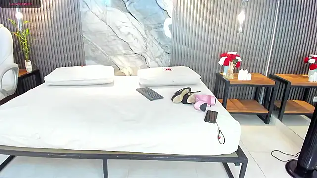 julietha taylor online show from 02/02/26, 03:05