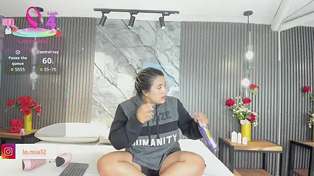 julietha taylor online show from 04/10/26, 02:50