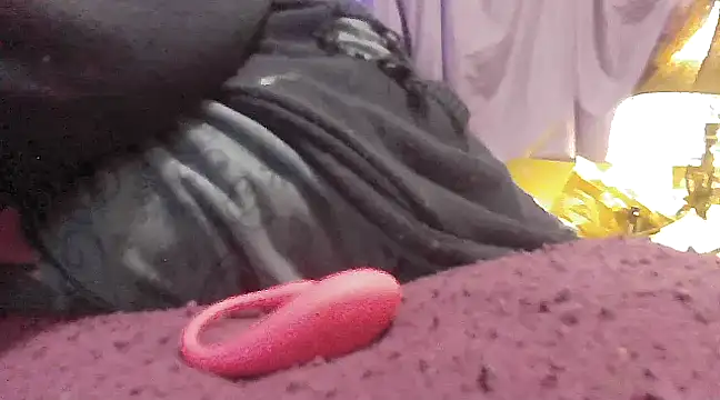 Snapshot of Alli_Kat chatting on 01/11/25, 05:10 Alli Kat online show from 01/11/25, 05:10