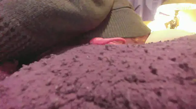 Snapshot of Alli_Kat chatting on 01/25/25, 11:32 Alli Kat online show from 01/25/25, 11:32