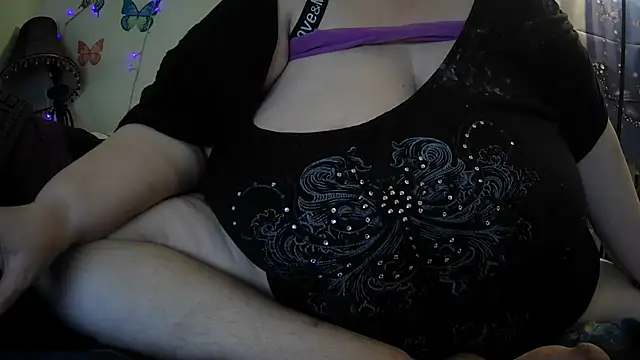 Snapshot of Alli_Kat chatting on 09/26/25, 09:57 Alli Kat online show from 09/26/25, 09:57