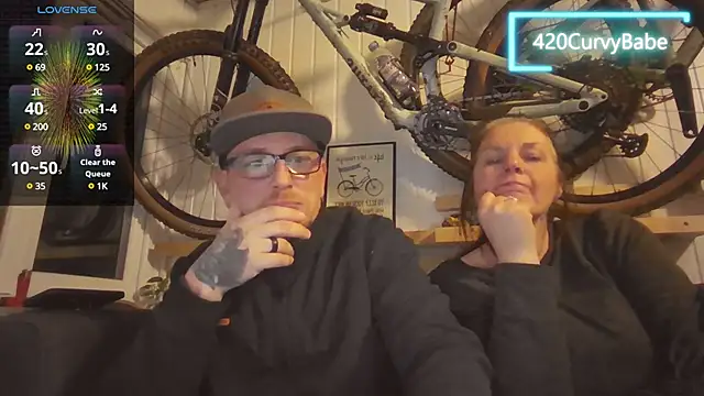 Snapshot of 420Curvybabe chatting on 01/03/25, 09:26 420Curvybabe online show from 01/03/25, 09:26