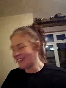 Snapshot of 420Curvybabe chatting on 02/24/25, 06:04 420Curvybabe online show from 02/24/25, 06:04