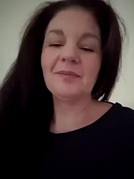 Snapshot of 420Curvybabe chatting on 11/04/25, 12:04 420Curvybabe online show from 11/04/25, 12:04