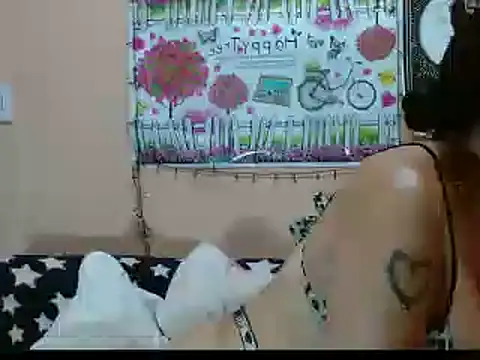 Snapshot of Rosy_sexxx chatting on 01/03/25, 08:01 Rosy sexxx online show from 01/03/25, 08:01