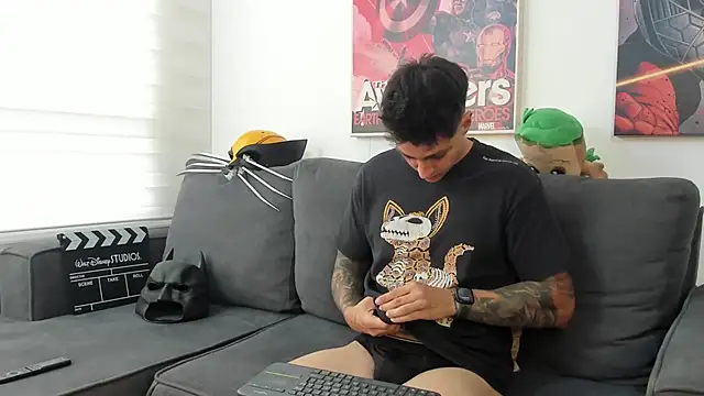 JeanBroc online show from 11/28/25, 08:00