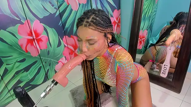 Mieldeluna online show from 10/17/25, 06:16