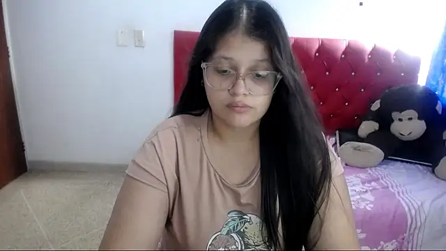 Snapshot of angel_barbie_1 chatting on 06/26/26, 03:49 angel barbie 1 online show from 06/26/26, 03:49
