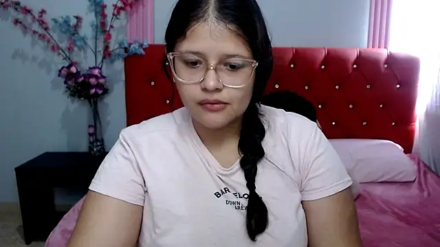 Snapshot of angel_barbie_1 chatting on 07/20/26, 02:19 angel barbie 1 online show from 07/20/26, 02:19