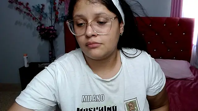 Snapshot of angel_barbie_1 chatting on 07/28/26, 08:52 angel barbie 1 online show from 07/28/26, 08:52