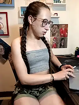 Snapshot of milena_23x chatting on 01/04/25, 02:46 milena 23x online show from 01/04/25, 02:46