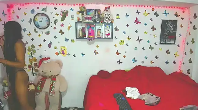 marianaoficial249701 online show from 12/29/24, 03:33