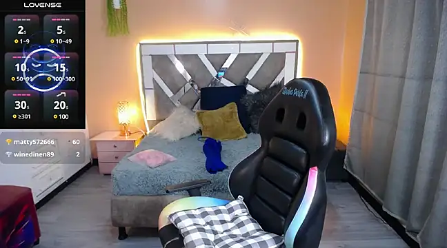 Scarllett BDSM online show from 12/06/24, 06:37