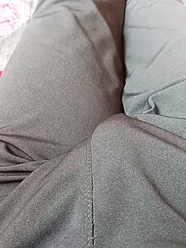 Snapshot of Fanindear chatting on 03/20/25, 06:08 Fanindear online show from 03/20/25, 06:08