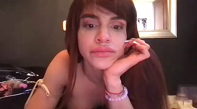 Snapshot of Spoiiiled chatting on 01/18/25, 05:04 Spoiiiled online show from 01/18/25, 05:04