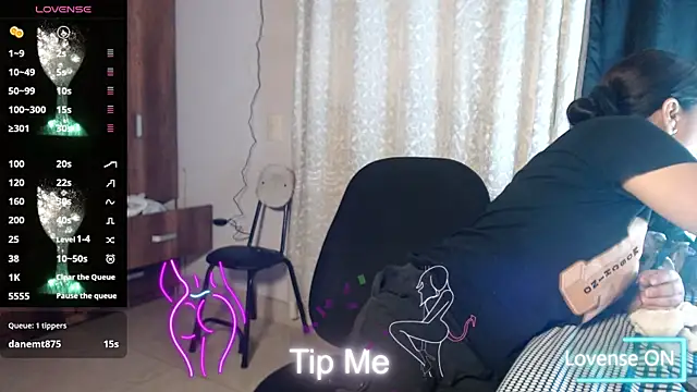 Yaya    11 online show from 02/14/26, 08:49