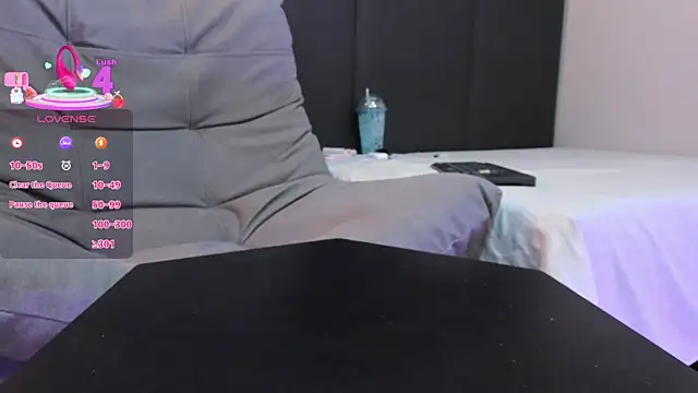 SophieHarris  online show from 09/11/25, 08:20