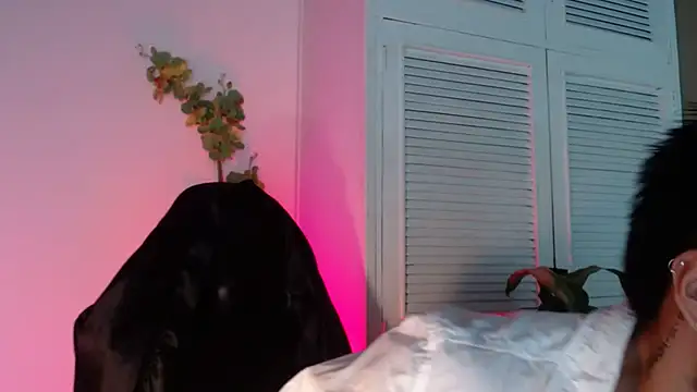 Colby brown03 online show from 09/10/25, 07:03