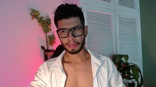 Colby brown03 online show from 09/16/25, 07:37