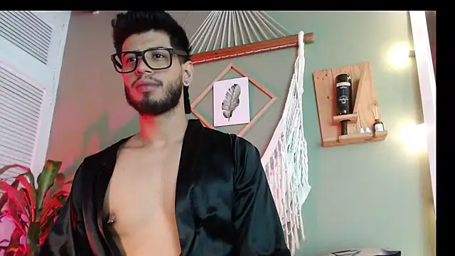 Colby brown03 online show from 11/23/25, 08:19