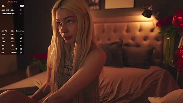 Snapshot of LolaStifler chatting on 02/16/25, 06:54 LolaStifler online show from 02/16/25, 06:54