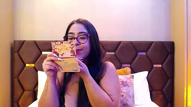 Snapshot of DevonPiers chatting on 01/24/25, 12:10 DevonPiers online show from 01/24/25, 12:10