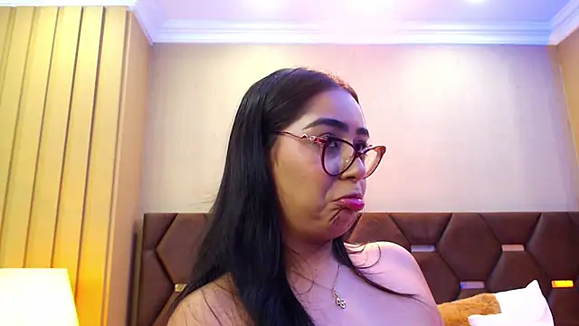 Snapshot of DevonPiers chatting on 01/27/25, 06:52 DevonPiers online show from 01/27/25, 06:52