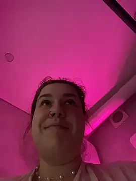 SuzieMurray online show from 11/15/25, 08:11