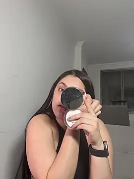 kimberlyhills1 online show from 12/14/24, 11:01