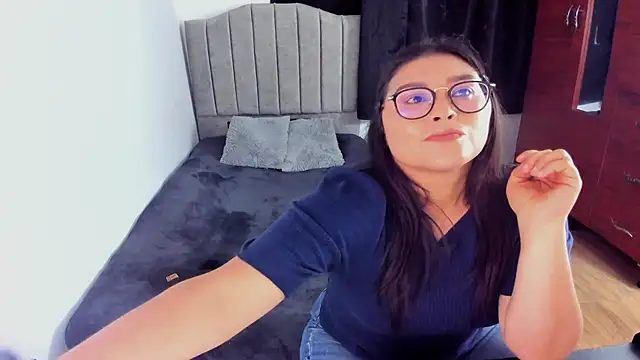 Snapshot of lorymoon chatting on 02/03/25, 08:03 lorymoon online show from 02/03/25, 08:03