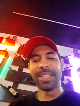 Snapshot of Alsaud1106 chatting on 02/23/25, 12:19 Alsaud1106 online show from 02/23/25, 12:19