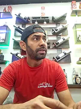 Snapshot of Alsaud1106 chatting on 02/27/25, 08:42 Alsaud1106 online show from 02/27/25, 08:42