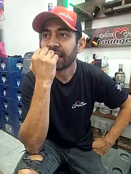 Snapshot of Alsaud1106 chatting on 02/28/25, 09:12 Alsaud1106 online show from 02/28/25, 09:12