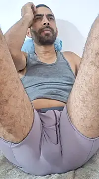 Snapshot of Alsaud1106 chatting on 03/13/25, 05:50 Alsaud1106 online show from 03/13/25, 05:50