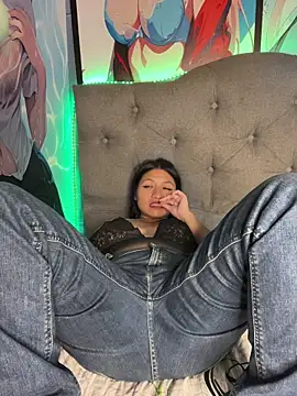 Im Little online show from 01/12/26, 02:28