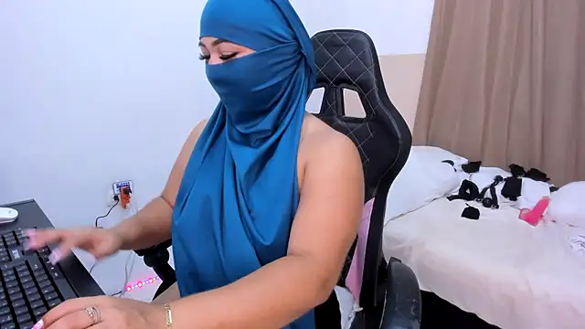 Kendra Kait online show from 03/08/25, 12:11