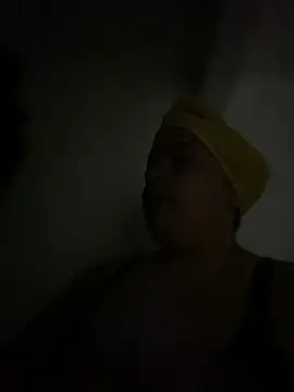 Snapshot of Tatiana_O chatting on 12/17/24, 11:17 Tatiana O online show from 12/17/24, 11:17