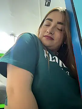 Snapshot of Tatiana_O chatting on 11/02/25, 08:11 Tatiana O online show from 11/02/25, 08:11