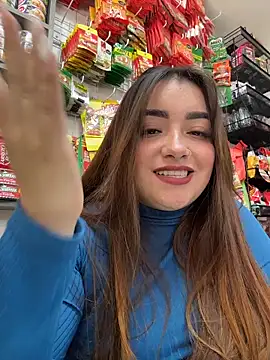 Snapshot of Tatiana_O chatting on 11/04/25, 02:16 Tatiana O online show from 11/04/25, 02:16