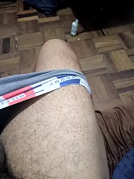 FABINHOSEOAU online show from 12/17/25, 02:50