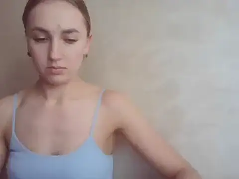 Snapshot of CaitlinaJayne23 chatting on 02/14/25, 10:17 CaitlinaJayne23 online show from 02/14/25, 10:17