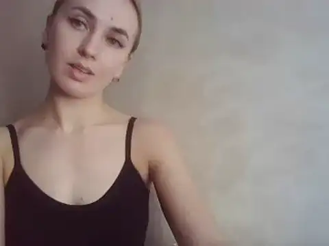 Snapshot of CaitlinaJayne23 chatting on 02/26/25, 12:36 CaitlinaJayne23 online show from 02/26/25, 12:36