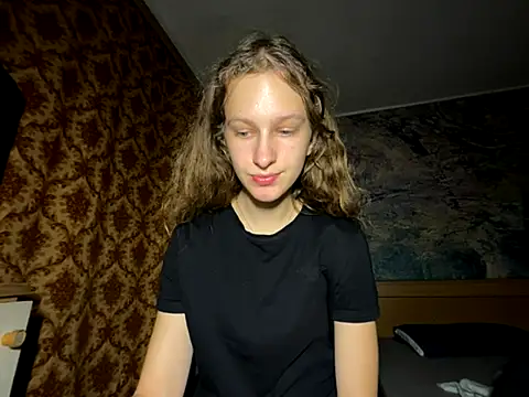 Eva Angel3 online show from 09/18/25, 06:32