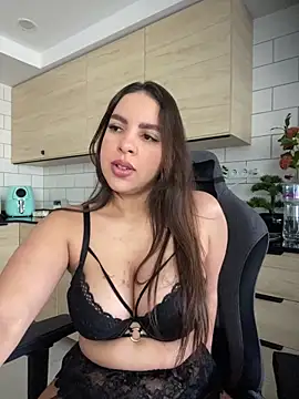 brazilianbbinuk online show from 11/06/25, 11:00