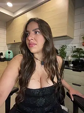 brazilianbbinuk online show from 11/14/25, 09:35