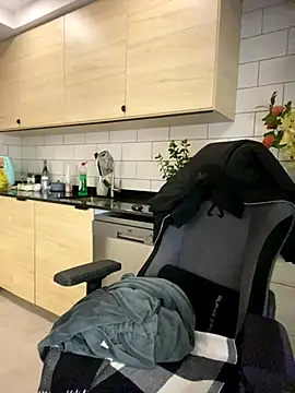 brazilianbbinuk online show from 11/24/25, 12:43