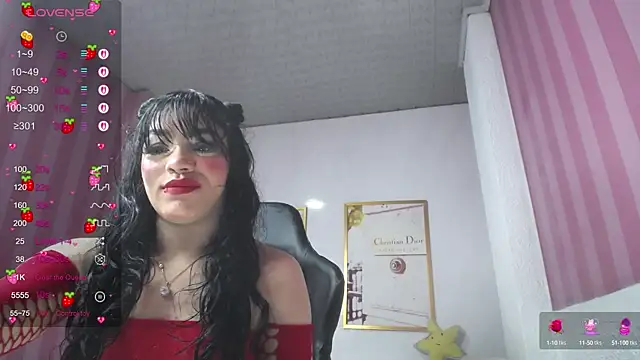 Snapshot of Laia_angel_b chatting on 03/08/25, 10:00 Laia angel b online show from 03/08/25, 10:00