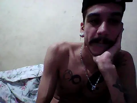 gatobranco001 online show from 03/19/25, 12:12