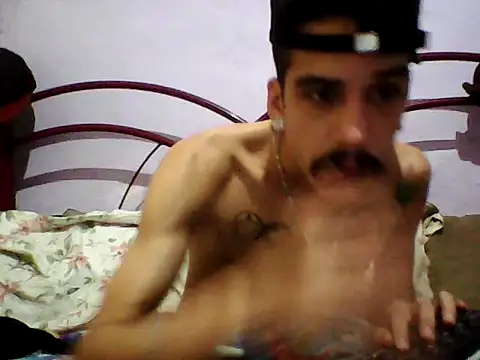 gatobranco001 online show from 03/21/25, 12:50